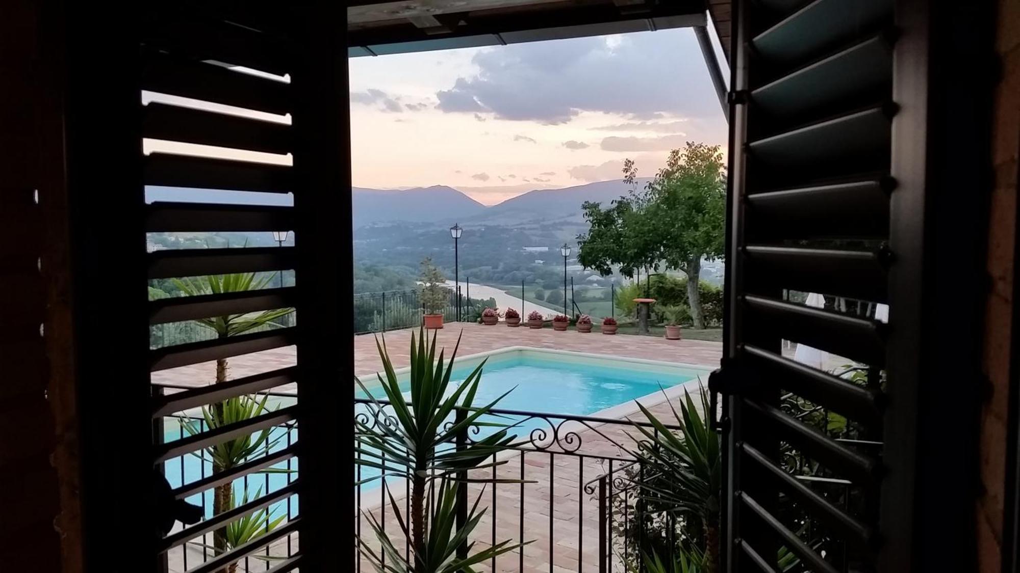 Agriturismo Pascucci Tolentino Kamer foto