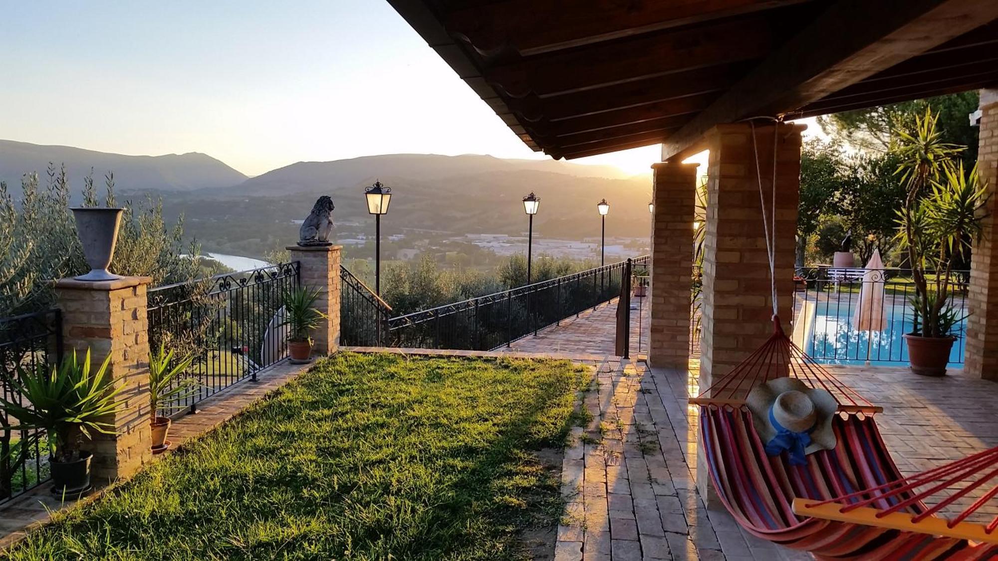 Agriturismo Pascucci Tolentino Buitenkant foto